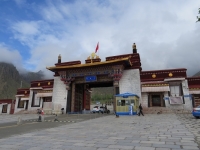 14-drepung-monastery